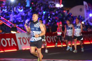 BIB: 588
                            <button type="button" onclick="openModal(23183219)" class="btn btn-primary btn-sm float-right btn-popup" data-toggle="modal" data-target=".modal-high-quality">
                        <i class="fas fa-shopping-cart"></i> Add to Cart
                    </button>
                                            <button type="button" onclick="isThisMe(23183219, true)" class="btn btn-success btn-sm float-right btn-popup btn-isme hidden" data-toggle="tooltip" data-placement="bottom" title="นี่คือรูปของคุณใช่ไหม คลิกที่นี่เพื่อเอาเข้าอัลบั้ม">
                        <i class="fas fa-plus"></i> Add to album
                    </button>
                    <button type="button" onclick="isThisMe(23183219, false)" class="btn btn-warning btn-sm float-right btn-popup btn-isnotme hidden">
                        <i class="fas fa-ban"></i> Remove from album
                    </button>